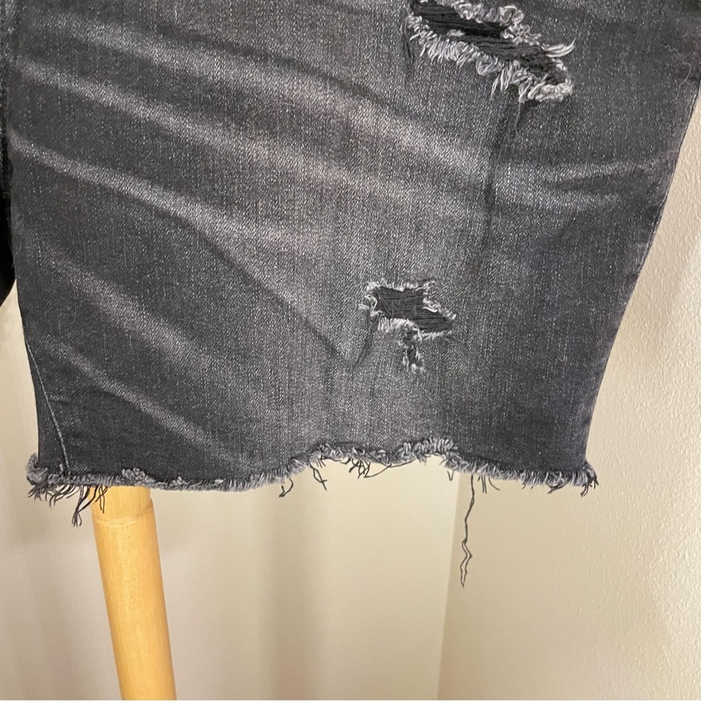 AMERICAN EAGLE OUTFITTERS - Black Denim Destroyed Shorts, Mens Size 42 - Picture 5 of 14